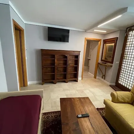 Apartment Elegante Abitazione In Centro Storico Relax E Natura Ono San Pietro