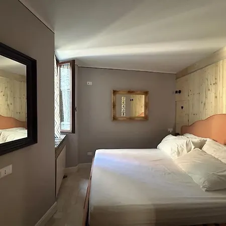 Elegante Abitazione In Centro Storico Relax E Natura Apartment Ono San Pietro